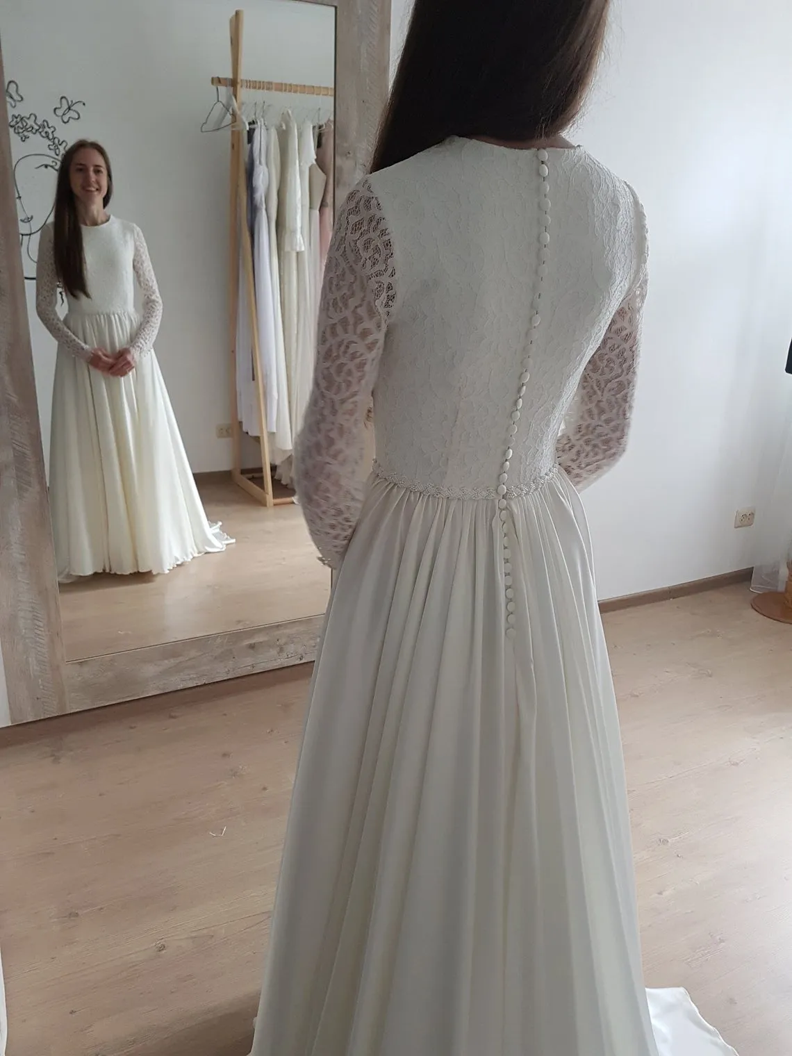Vintage Modest Long Sleeve Lace Wedding Dress